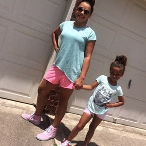 Meet your Posher, Corrine